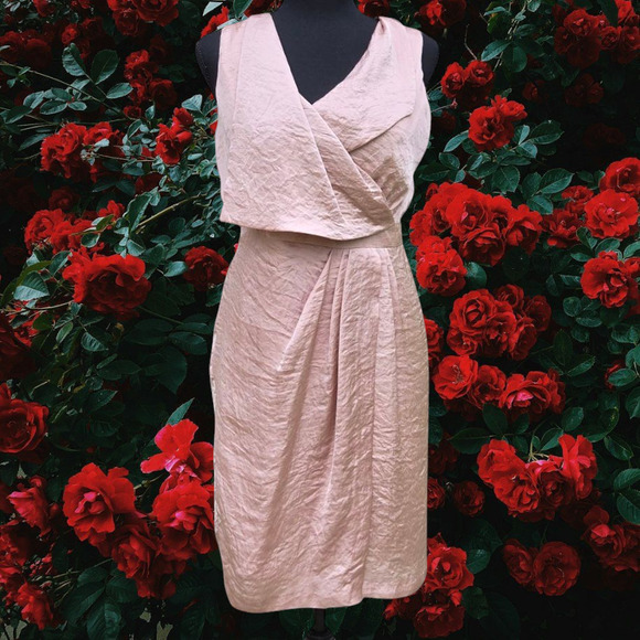 Vera Wang Blush Satin Mini Wrap Dress Size 4 - Picture 1 of 6